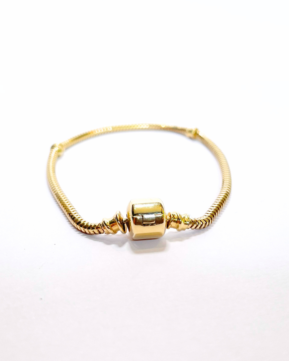 Brazalete Cadena De Serpiente Con Cierre De Barril Moments   SKU: OR0326