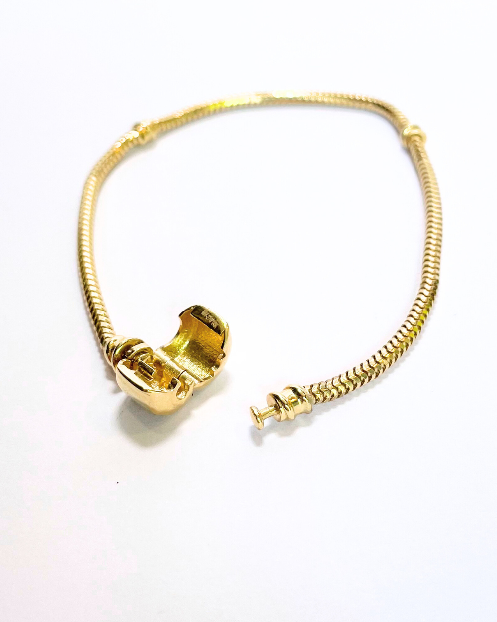 Brazalete Cadena De Serpiente Con Cierre De Barril Moments   SKU: OR0326
