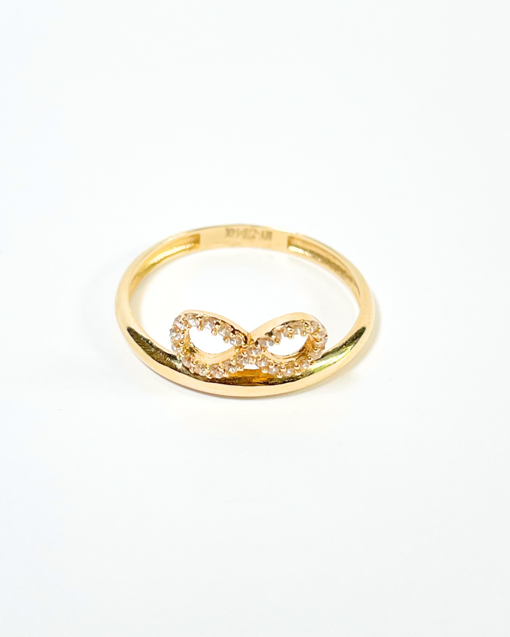 ANILLO DELGADO CON INFINITO CON CIRCONIAS ORO 14K   SKU: ORO86