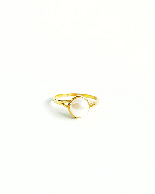 ANILLO CON PERLA MADRE DE ORO 14K   SKU: ORO81