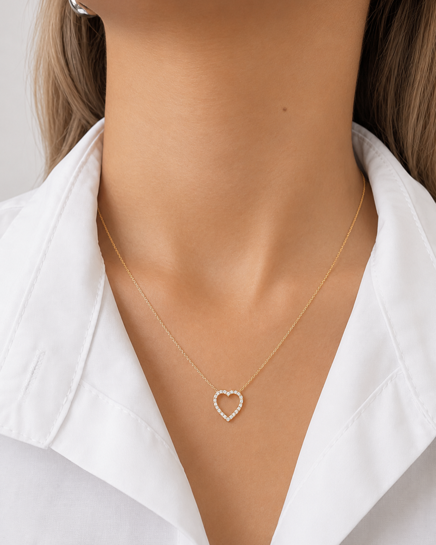 Collar con colgante Corazon contorno circonias Oro 14k SKU:OR0285