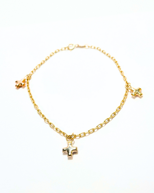 PULSERA CON TRES CRUCES ORO 14K    SKU: ORO70