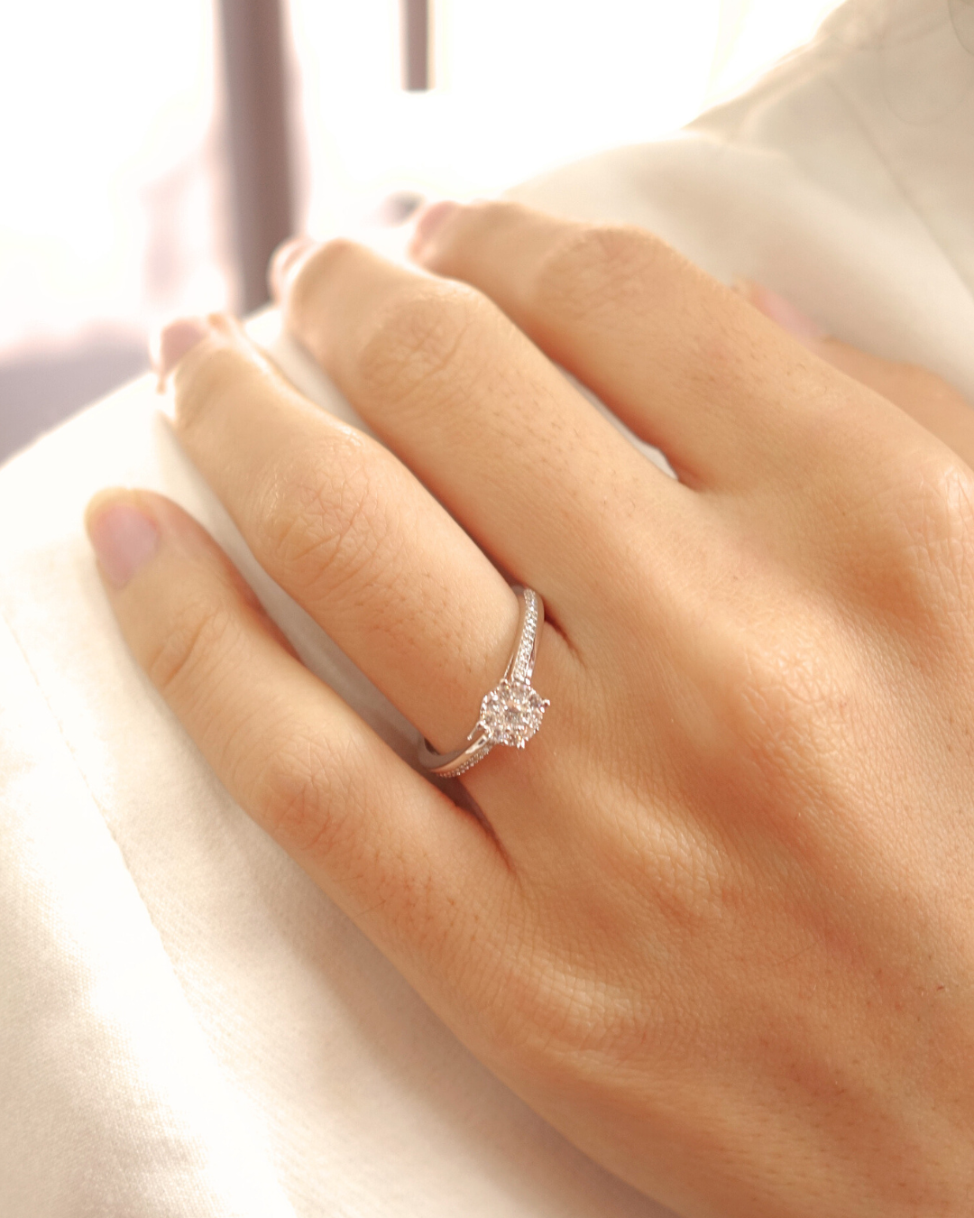 Anillo de compromiso de Oro blanco 14K con Diamantes SKU: OR0560