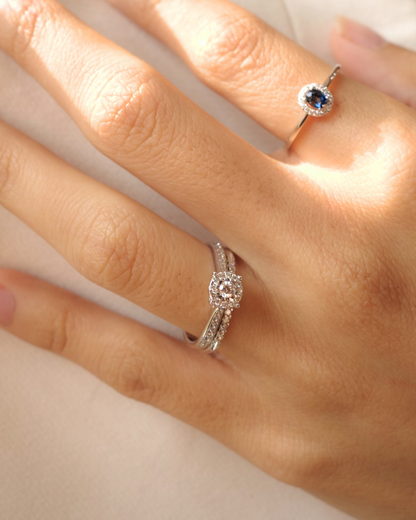 Anillo de compromiso  Oro blanco 14K con Diamantes  SKU: OR0549