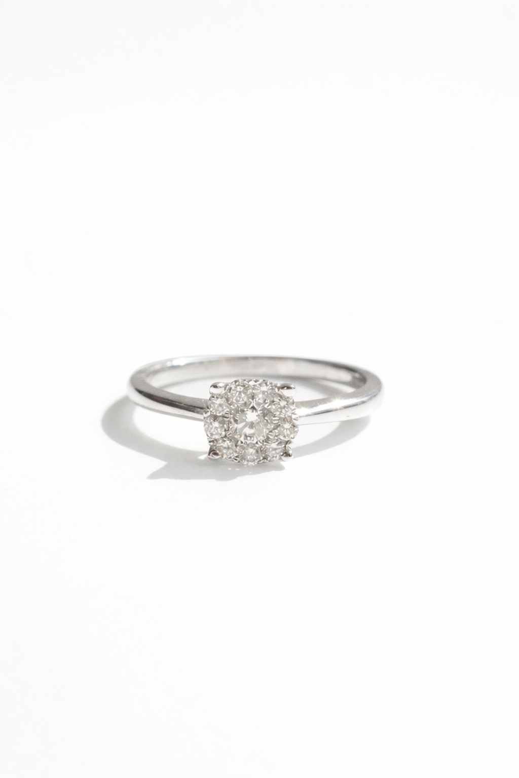 Anillo de Diamantes en Oro Blanco 14K SKU:OR0554