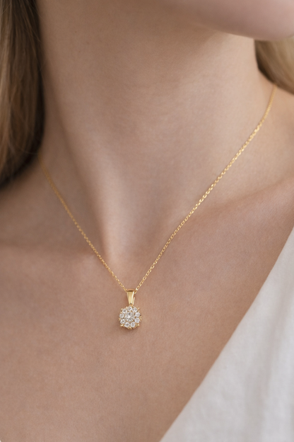 Collar de Oro amarillo 14k con Diamantes SKU: OR0559