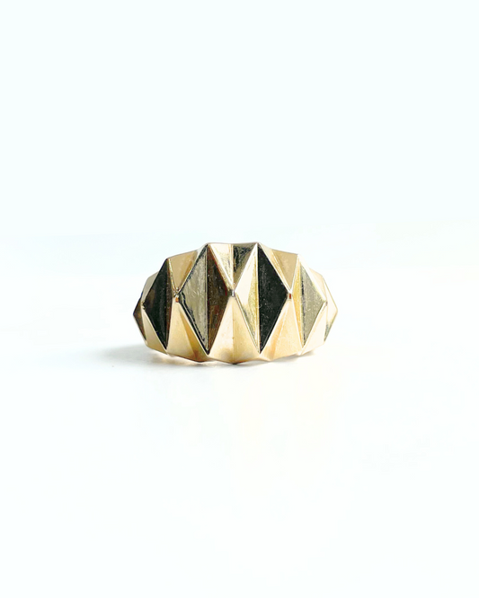 Anillo rombos 3D oro 14k  SKU: ORO117
