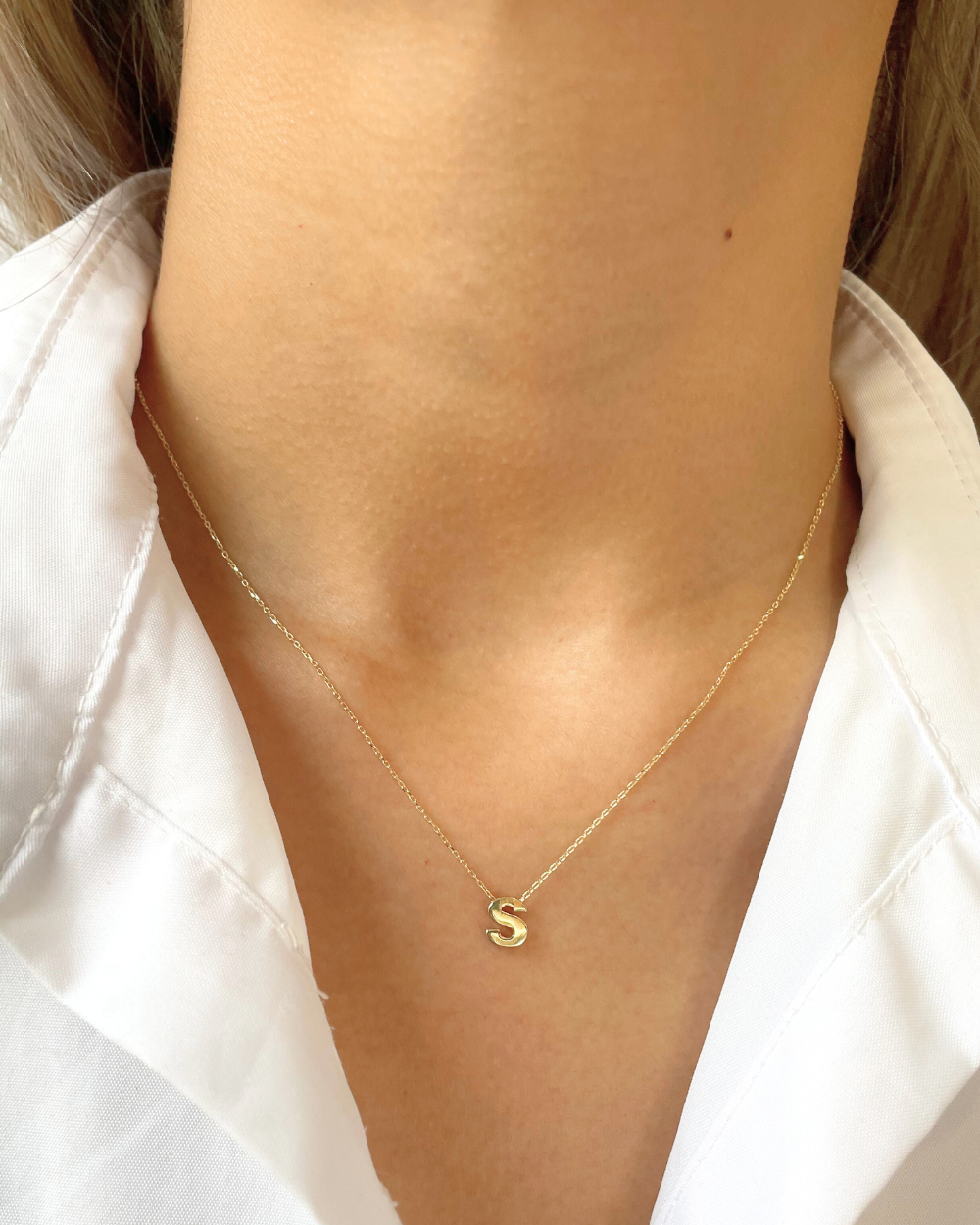 Cadena inicial  "S" de oro 14k    SKU:ORO232